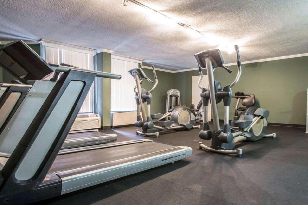 Clarion Inn Asheville Airport Флетчер Экстерьер фото