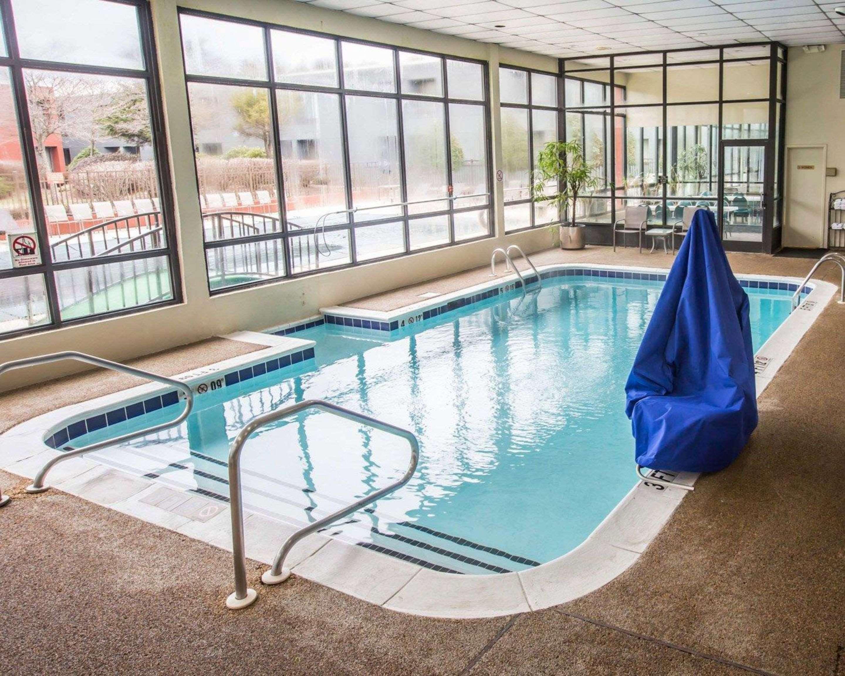 Clarion Inn Asheville Airport Флетчер Экстерьер фото