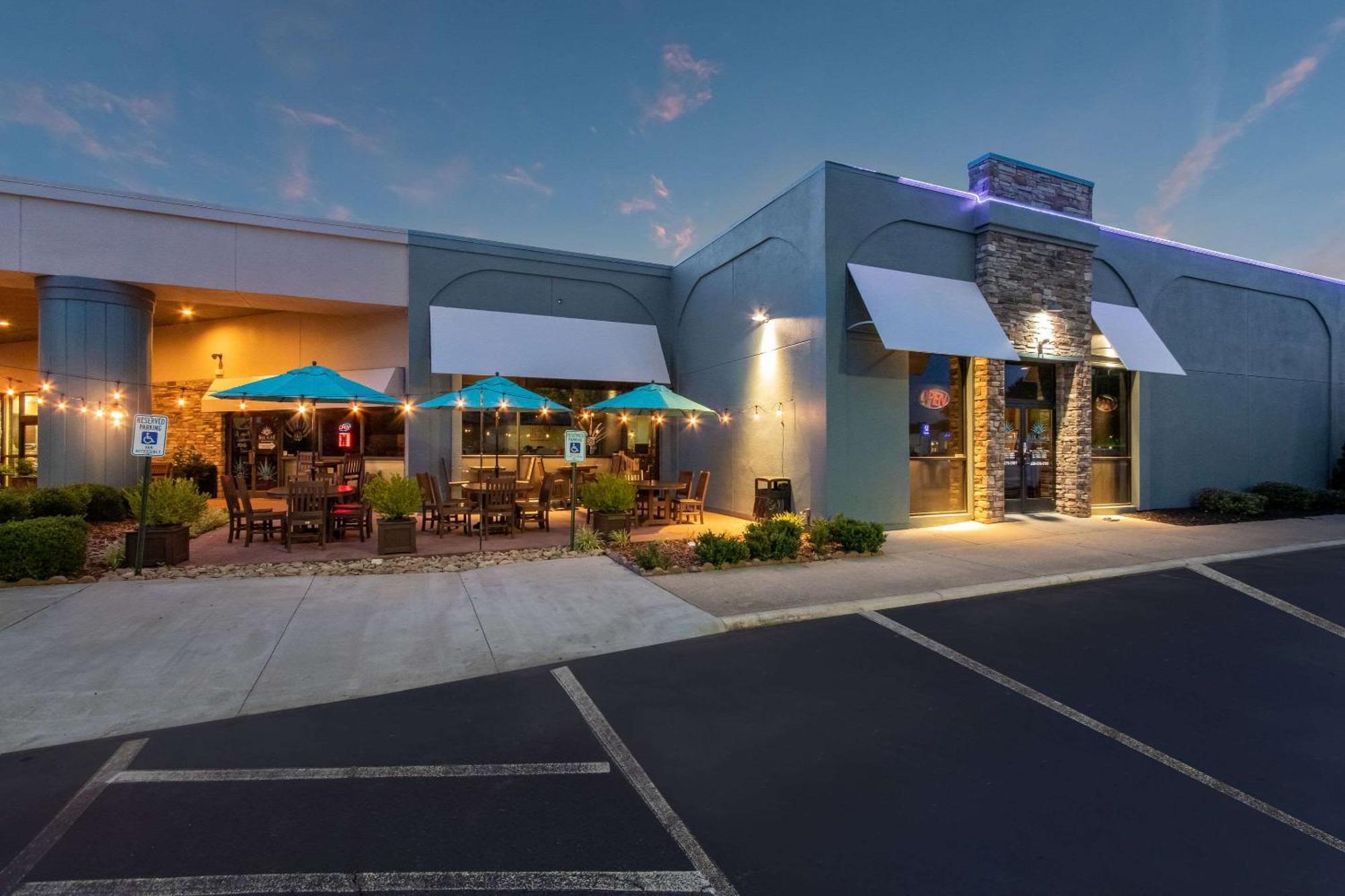 Clarion Inn Asheville Airport Флетчер Экстерьер фото