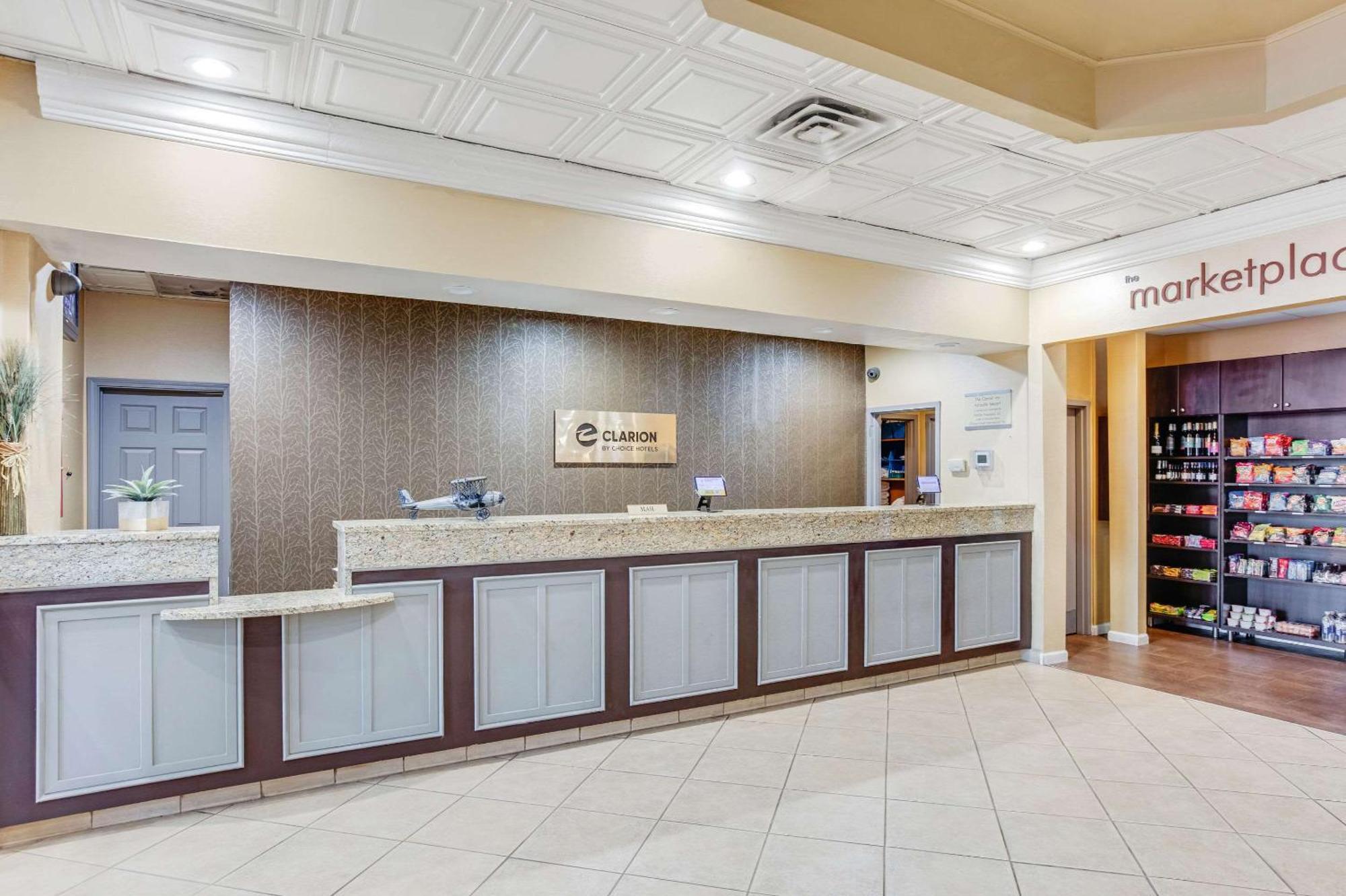 Clarion Inn Asheville Airport Флетчер Экстерьер фото